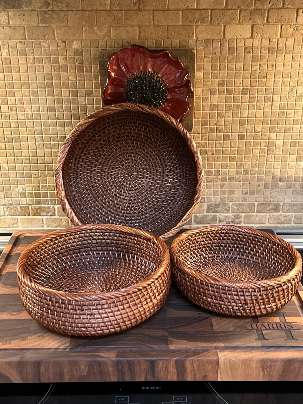 NWOT Natural Woven Round Nesting Baskets